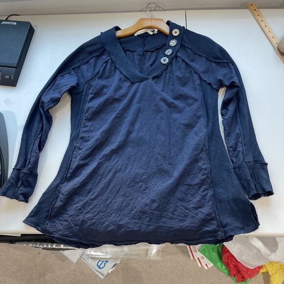 Soft Surroundings Sz L Navy Blue Long Sleeve Top Shirt Boho Cottage Core V Neck - Picture 8 of 12